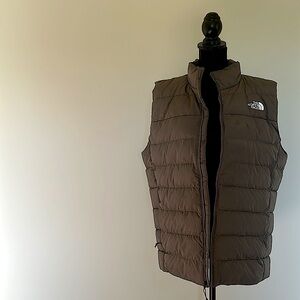 Men’s North Face puffer Vest